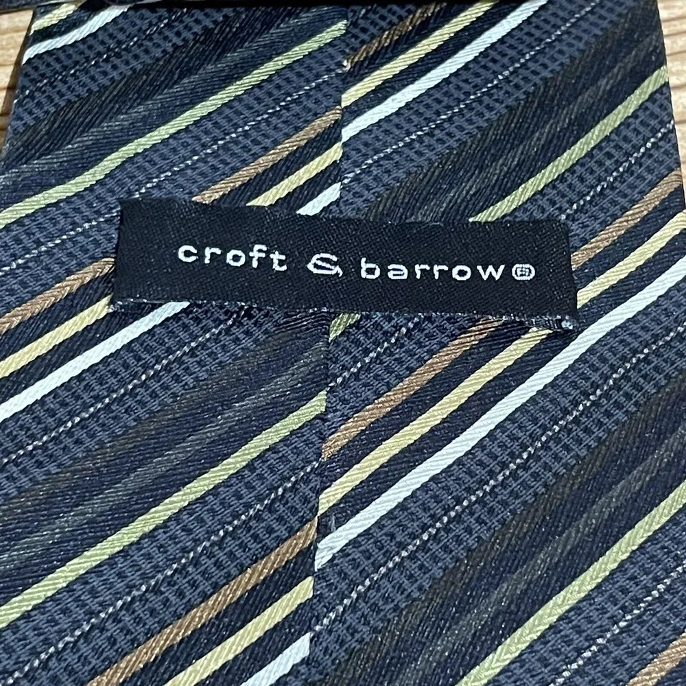 Croft & Barrow Necktie Green‎ Multicolor Diagonal Stripes HandMade 100% Silk Tie